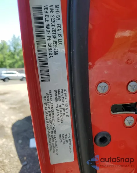 2023 Dodge Challenger R/T z USA, uszkodzony, nr VIN 2C3CDZBT3PH525786